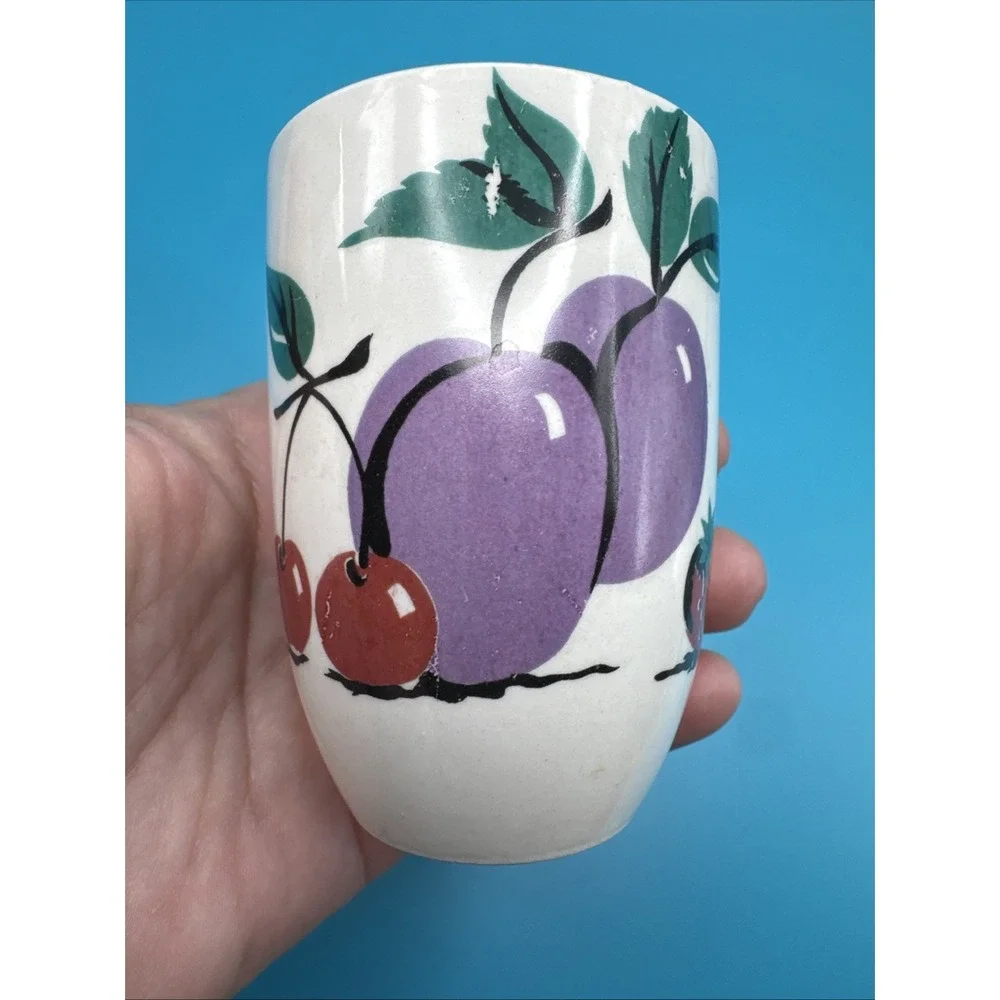 Vintage 60s Cups Juice‎ Drinking Glasses Retro Fruit Pattern White Set 4 Tumbler